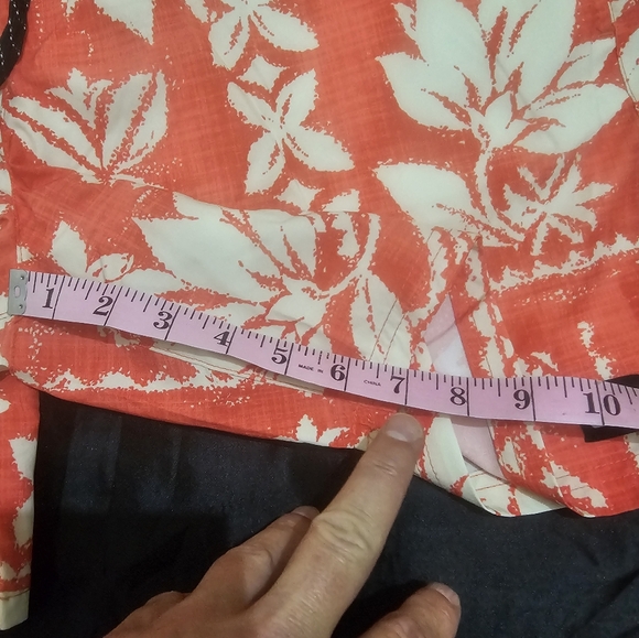 NWT quicksilver lined 7" swim trunks - Picture 5 of 8